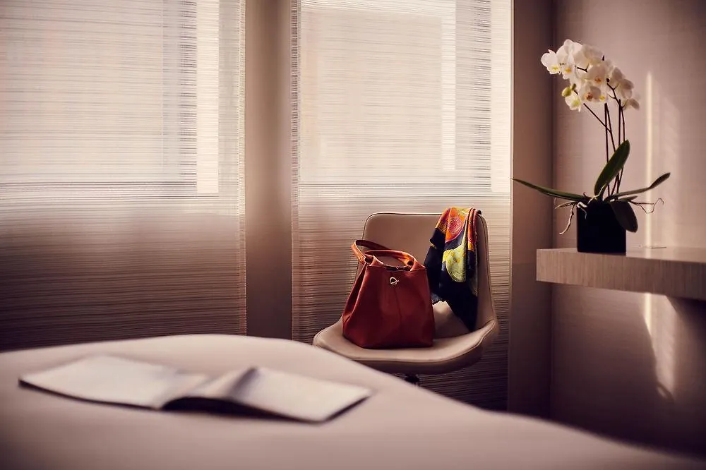 Firstname Toulouse Hotel France
