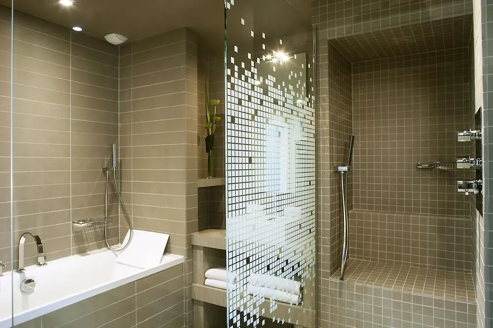 Firstname Toulouse Hotel