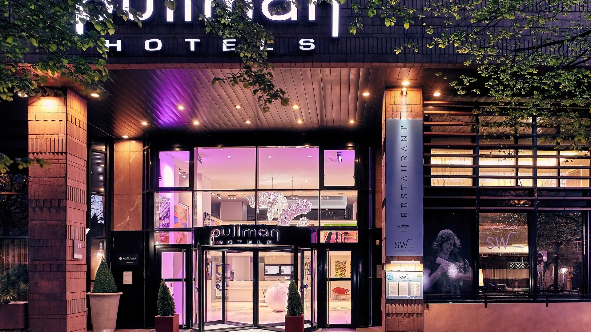 Firstname Toulouse Hotel