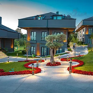 Hotel Menalo Premium Airport *****