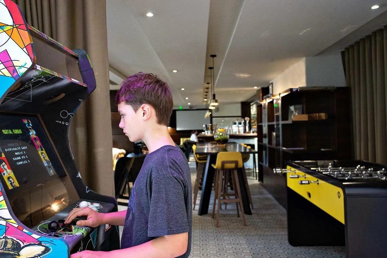 ****  Firstname Toulouse Hotel France